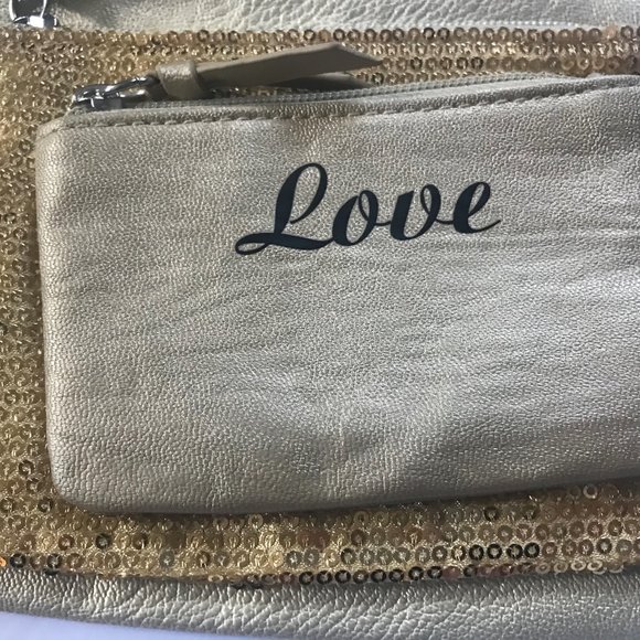 🍀 Cute Gold Love Trio Set Coin Makeup Pouch Cosmetic Travel Bag NEW 🍀 - Picture 2 of 6
